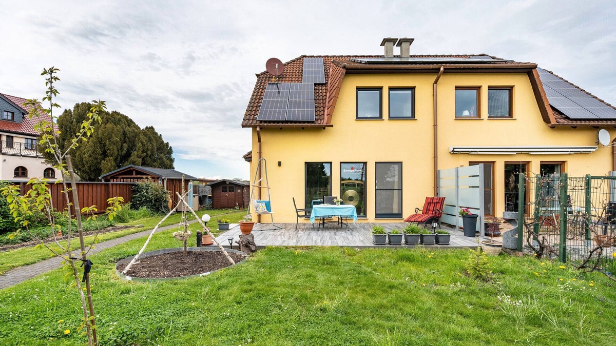 Altenhain Apartment | Apartment 'Fewo Energiepunkt Am Planitzwald' with Private Terrace, Private Garden and Wi-Fi