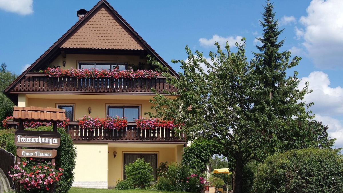 Plankenfels House | Apartment for 2-3 people on the southern slope with View and possibility of excursions