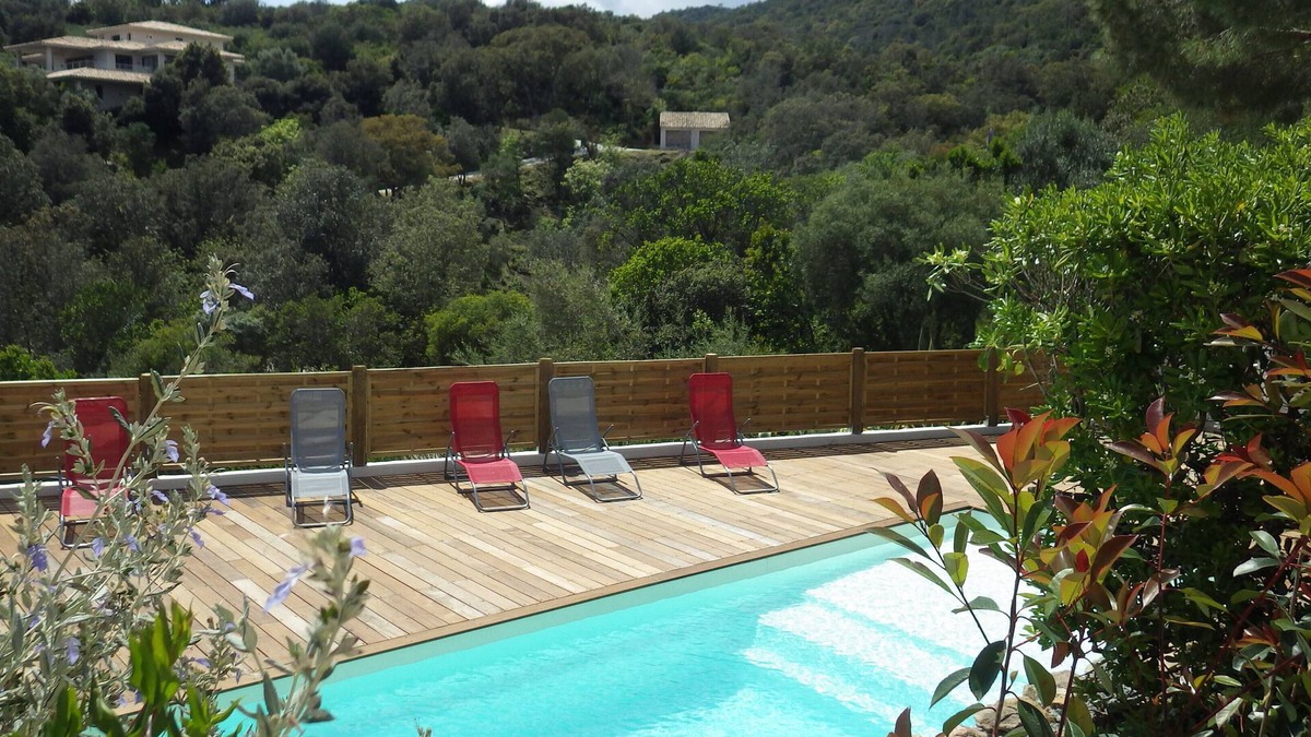 Favone Apartment | Apartment for 4 people, on the ground floor, barbecue terrace, shared swimming pool