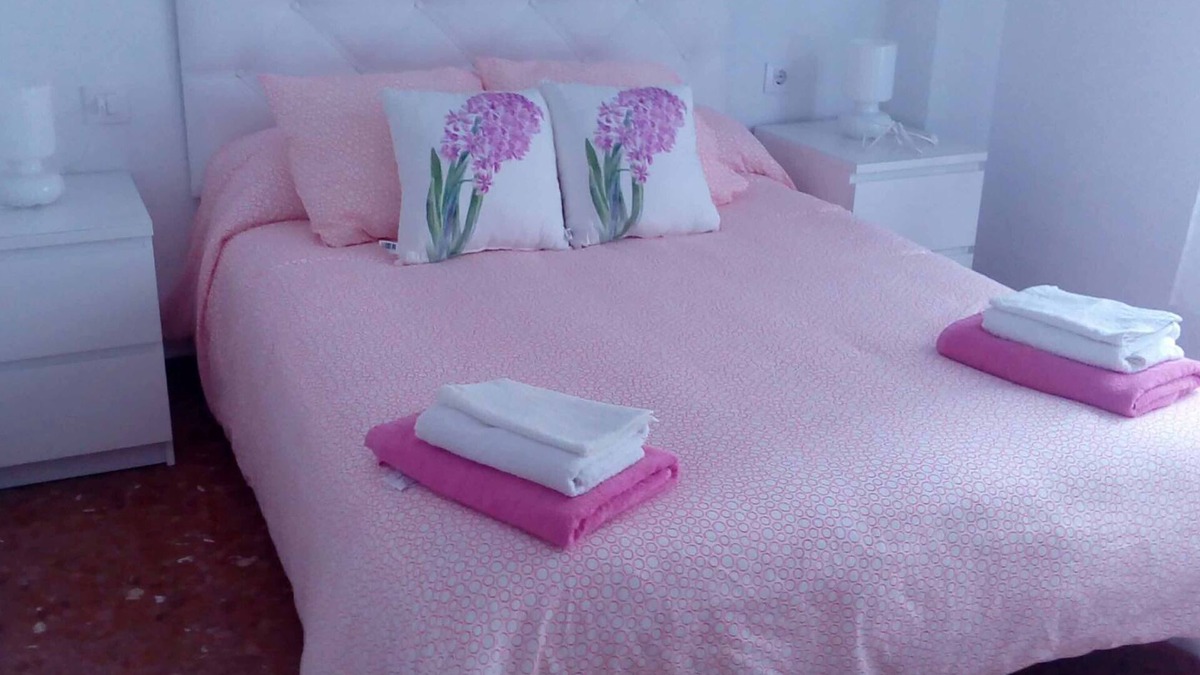 Ciudad Jardin Condo | Apartment for 8 people with free Wifi, air conditioning - SPECIAL OFFER.