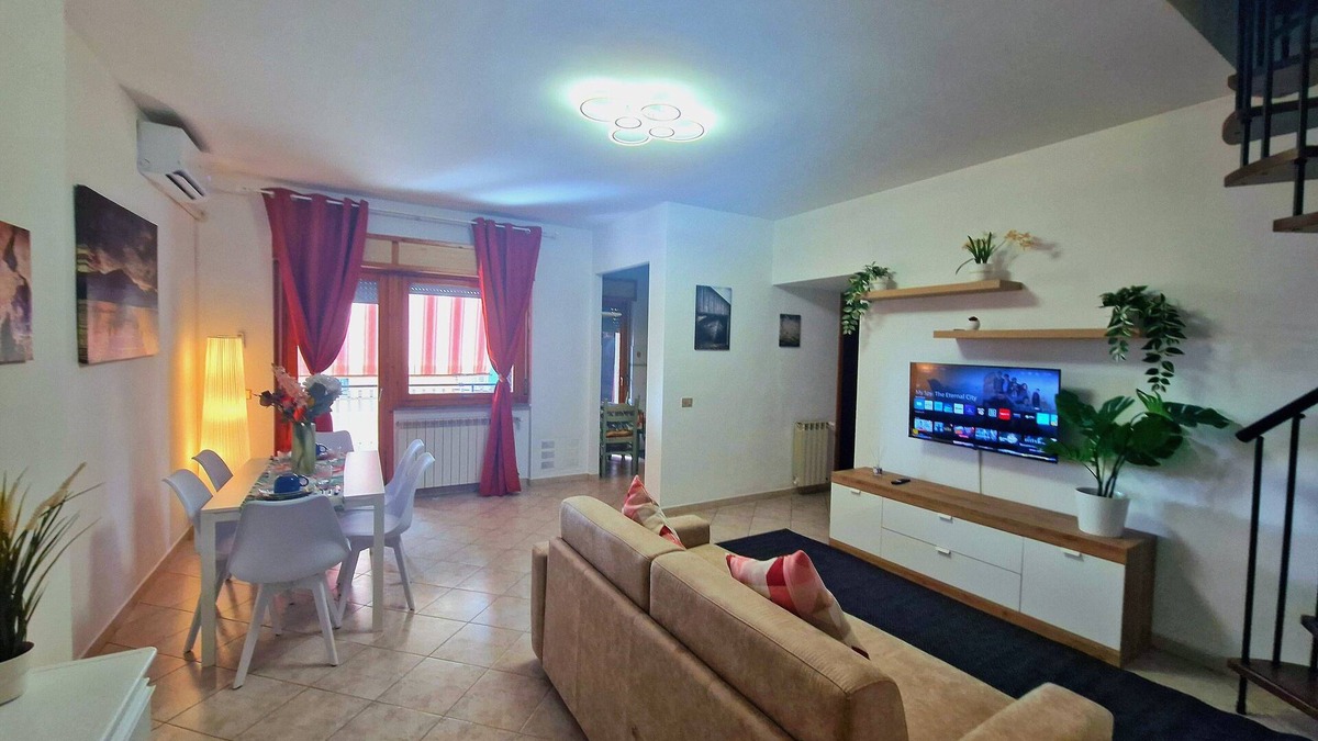 Torre Angela Apartment | Apartment for Groups or Families in Rome Center Tor Vergata metro C