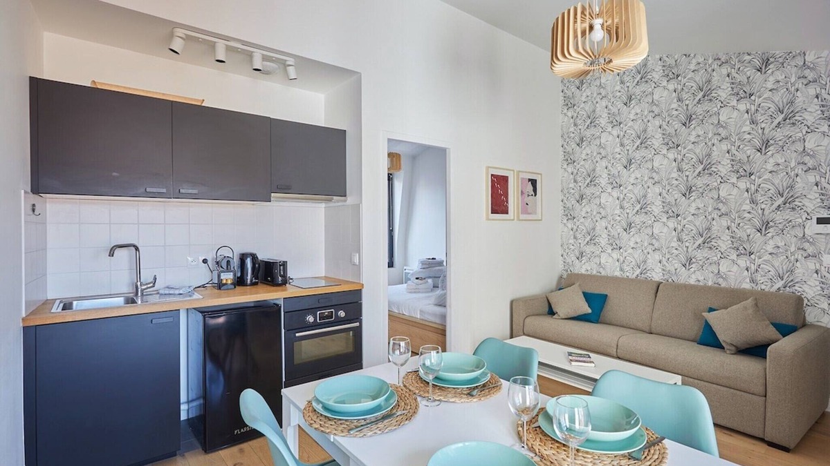 Silly-Gallieni Apartment | Apartment Boulogne facing the "Passage"