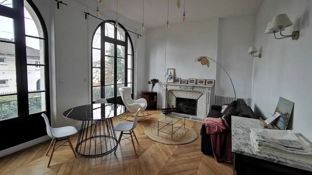 Montgeron Apartment | Apartment