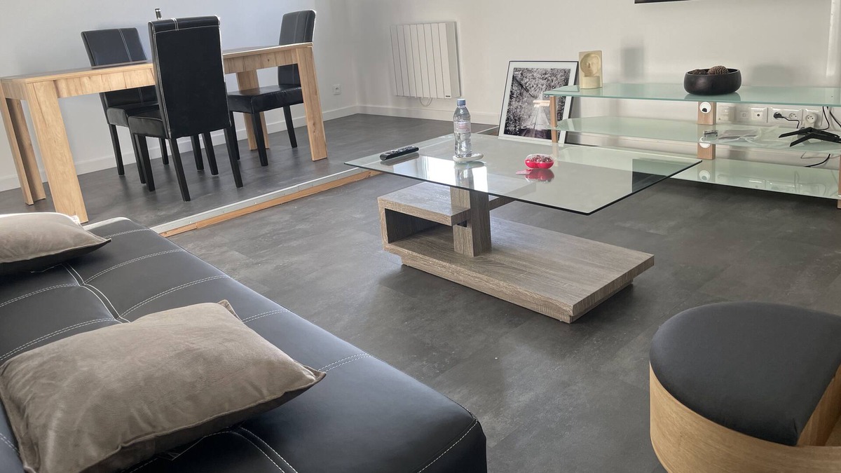 Maintenon Apartment | Apartment