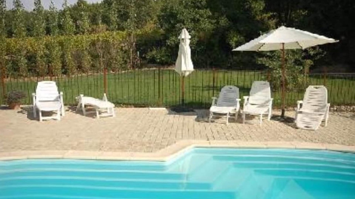 Pernes-les-Fontaines Apartment | Apartment/flat - Pernes les fontaines