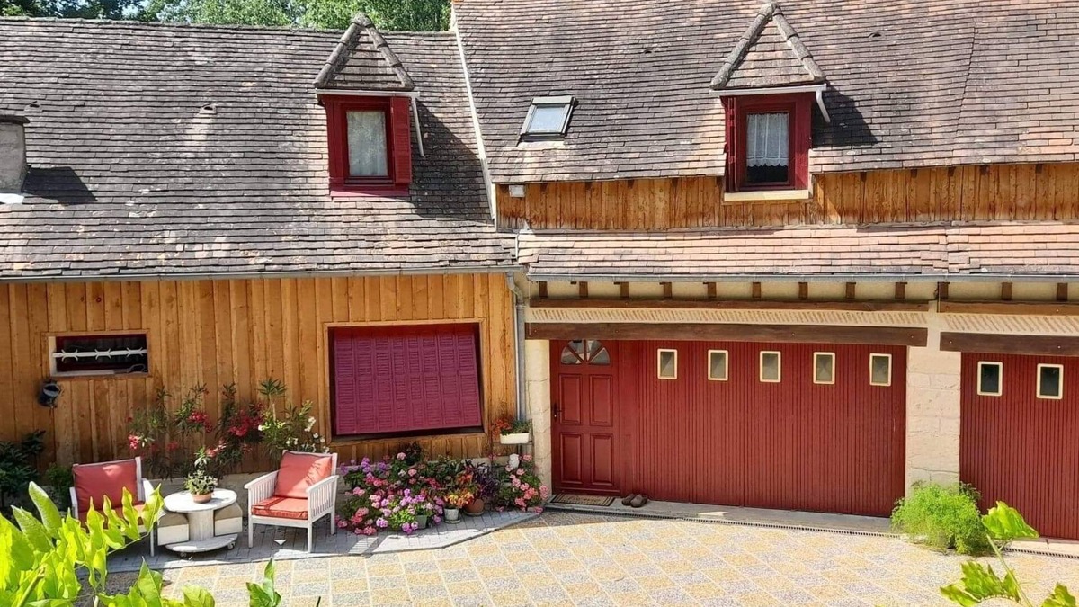 Savignac-de-Miremont Apartment | Apartment in the heart of Périgord Noir