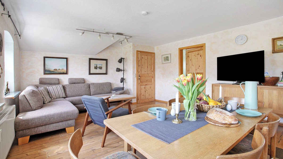 Rugge Apartment | Apartment 'Fraulund' with Private Terrace and Wi-Fi