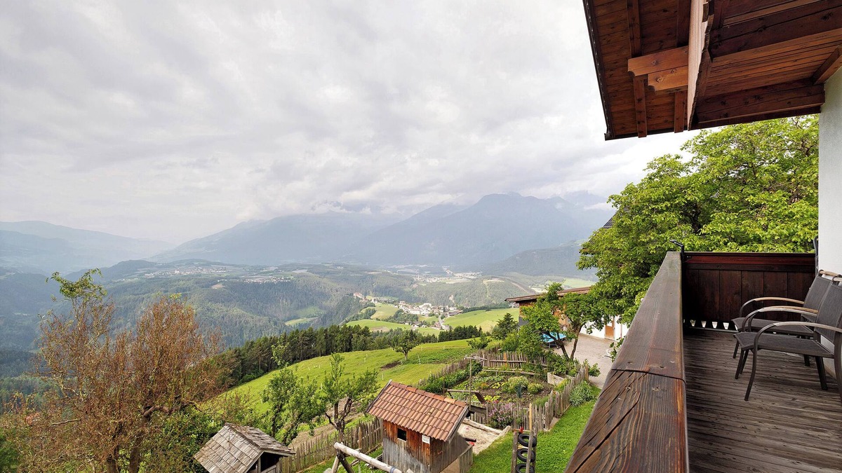 Chifa Apartment | Apartment 'Galtinerhof Almstadel' with Mountain View, Shared Terrace and Wi-Fi