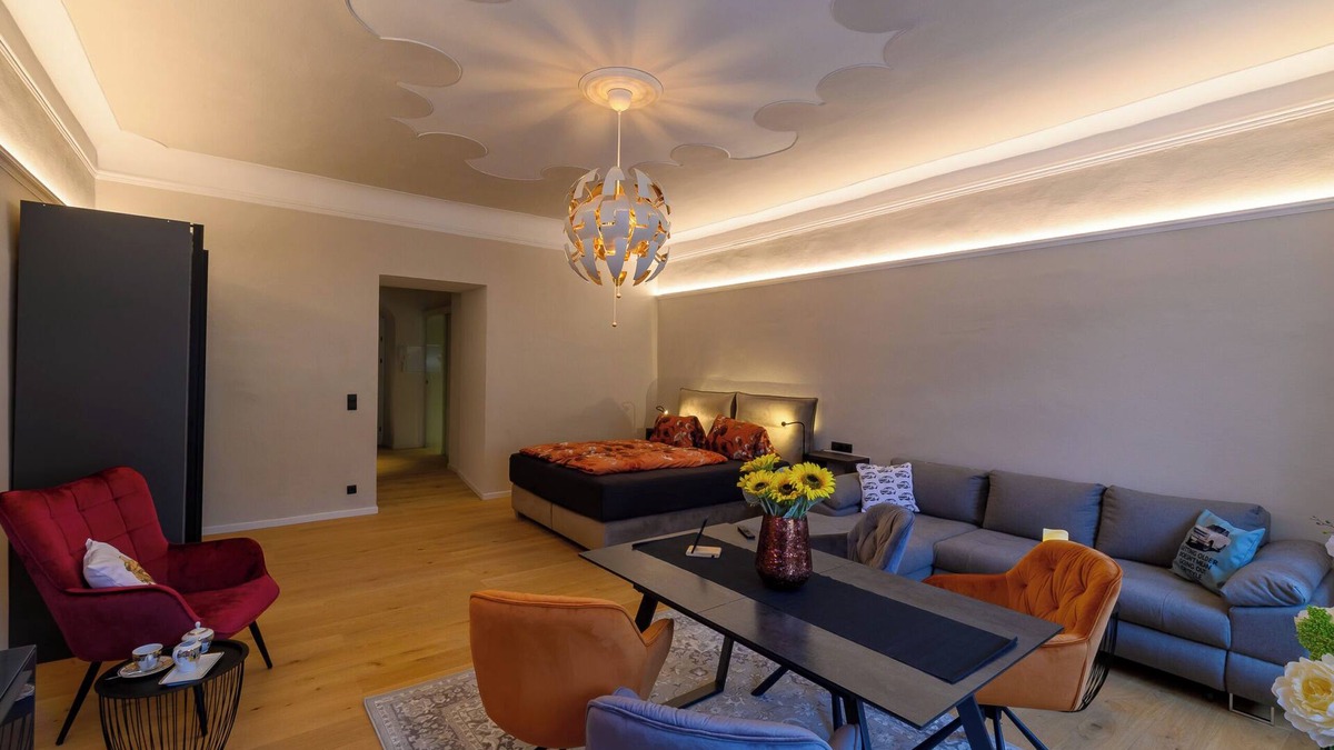 Gmuend in Kaernten Apartment | Apartment "Gasthof Alte Post - Top 6 Ascona" with Mountain View & Wi-Fi