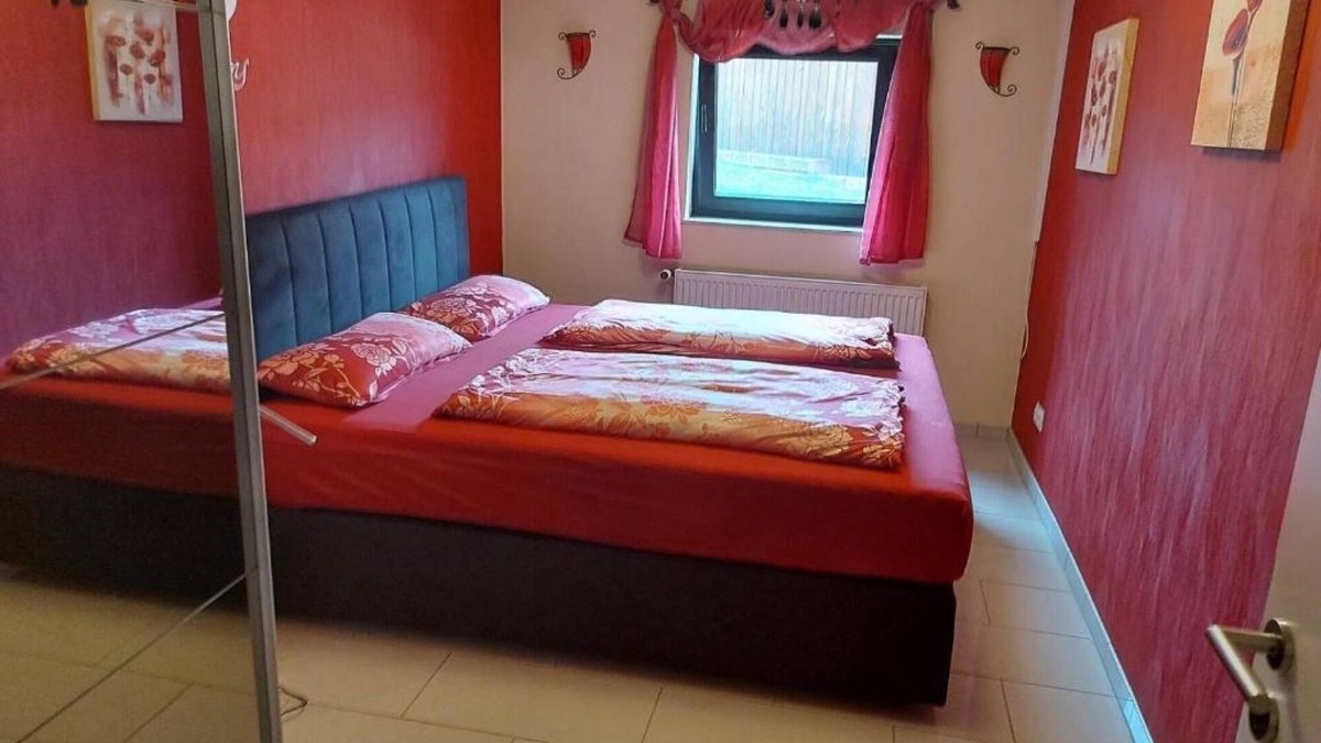 Marjoß Apartment | Apartment 'Gästehaus Petra Souterrain' with Shared Terrace and Wi-Fi