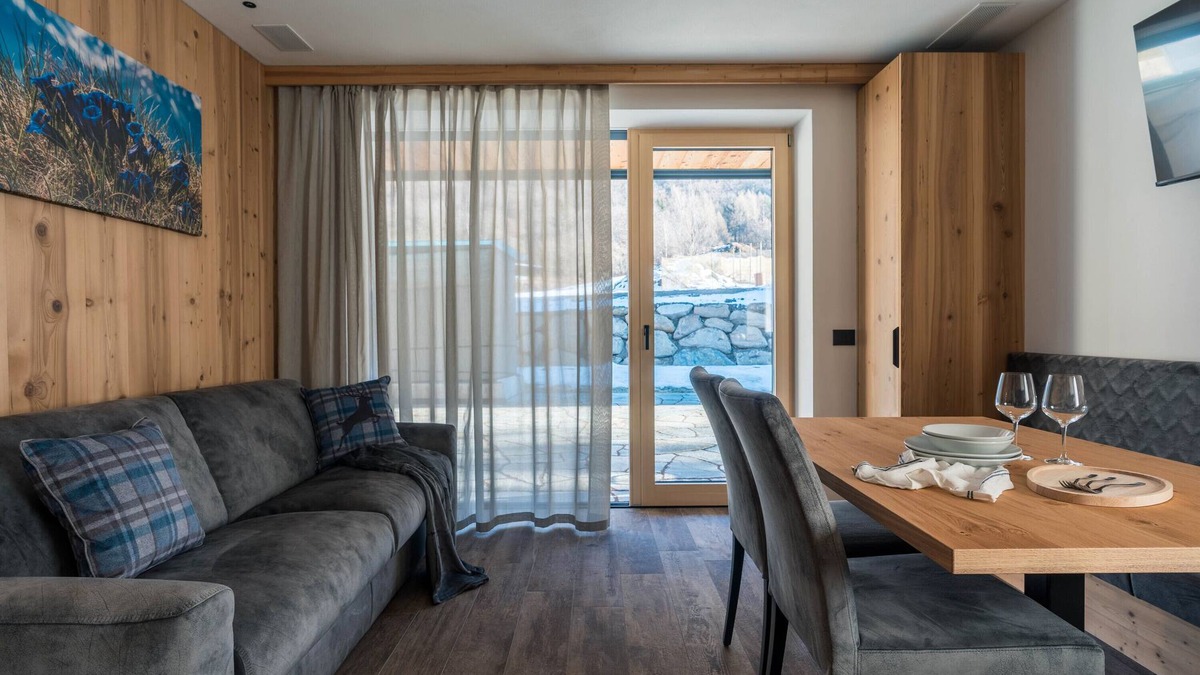 Cavedago Apartment | Apartment 'Genzianella' with Mountain View, Wi-Fi and Air Conditioning