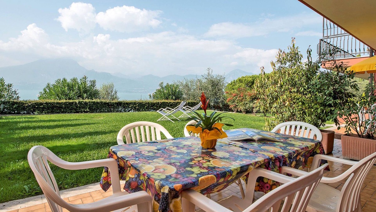 Frader Apartment | Apartment Gianni by Interhome