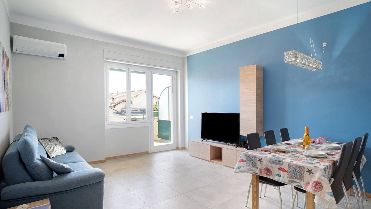 Sanremo Centre Apartment | Apartment 'Glamuor 1' with Private Terrace, Wi-Fi and Air Conditioning