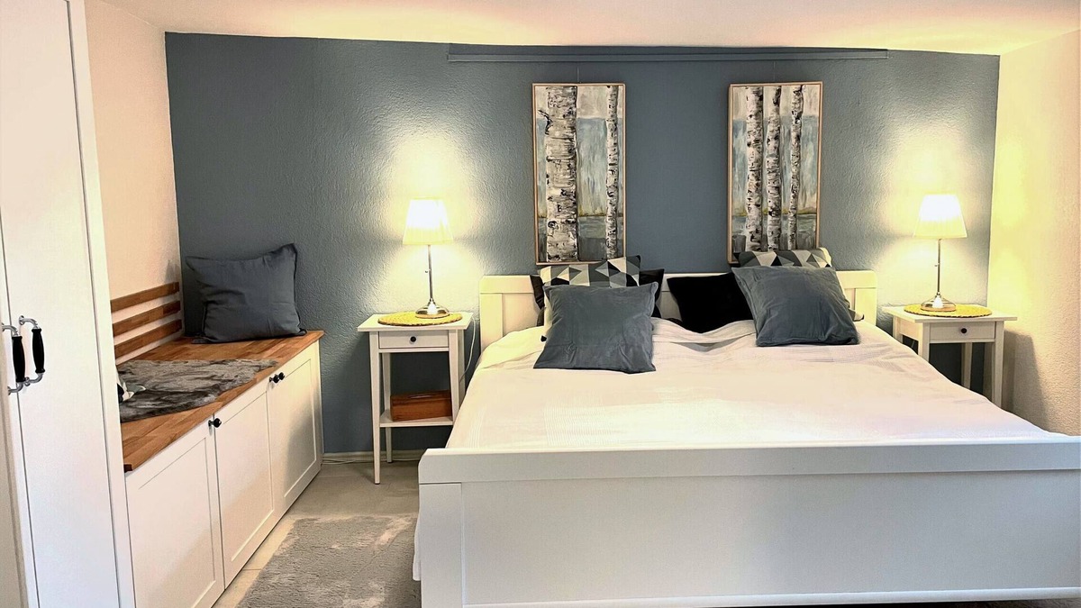 Hagelloch Apartment | Apartment 'Graf' with Private Terrace, Shared Garden and Wi-Fi