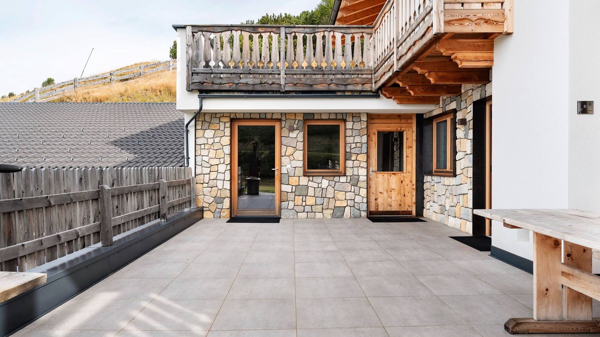 Sarentino Apartment | Apartment 'Ground Floor' with Mountain View, Shared Terrace and Wi-Fi