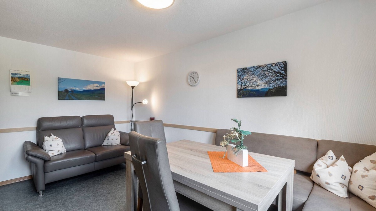 Boedefeld Apartment | Apartment 'Hacke, 55qm' with Balcony and Wi-Fi