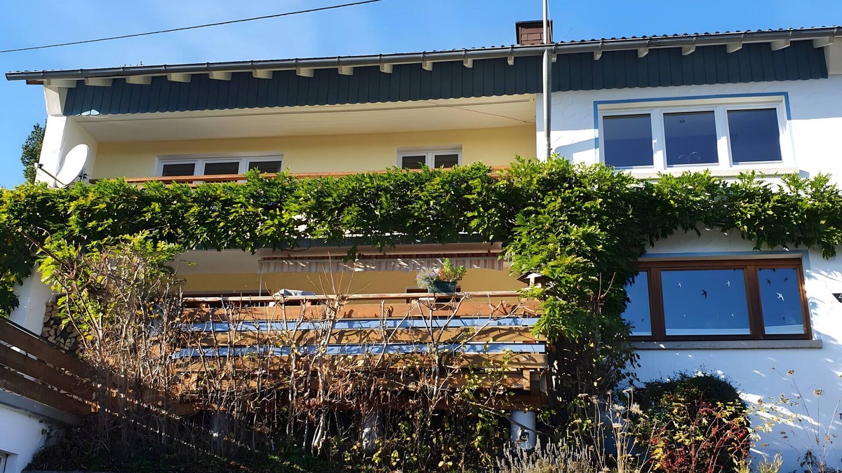 Tennenbronn Apartment | Apartment 'Härtel' with Mountain View, Shared Pool and Wi-Fi