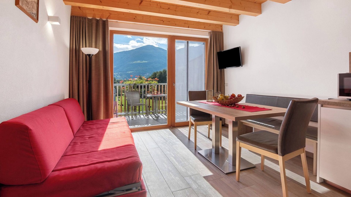 Sluderno Apartment | Apartment 'Hausergut Gala 2' with Mountain View, Shared Garden and Wi-Fi