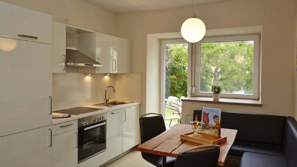 Igersheim Apartment | Apartment Heinrichsruhe with two bedrooms and balcony