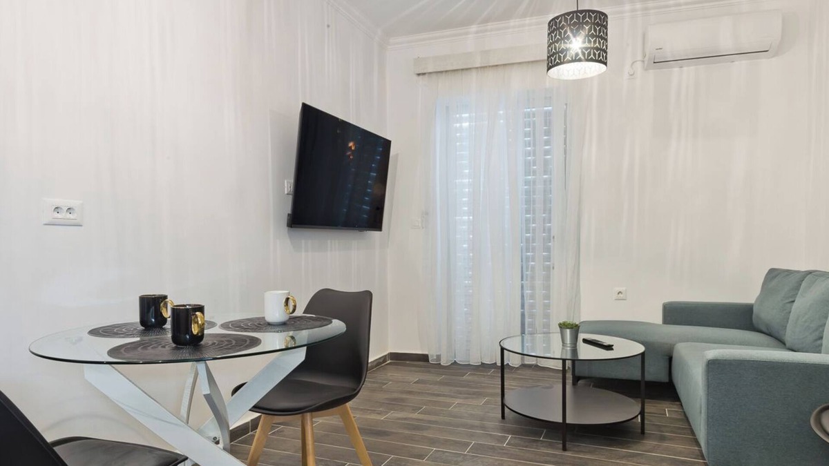 Karpathos Apartment | Apartment 'Helios 2' with Sea View, Wi-Fi and Air Conditioning