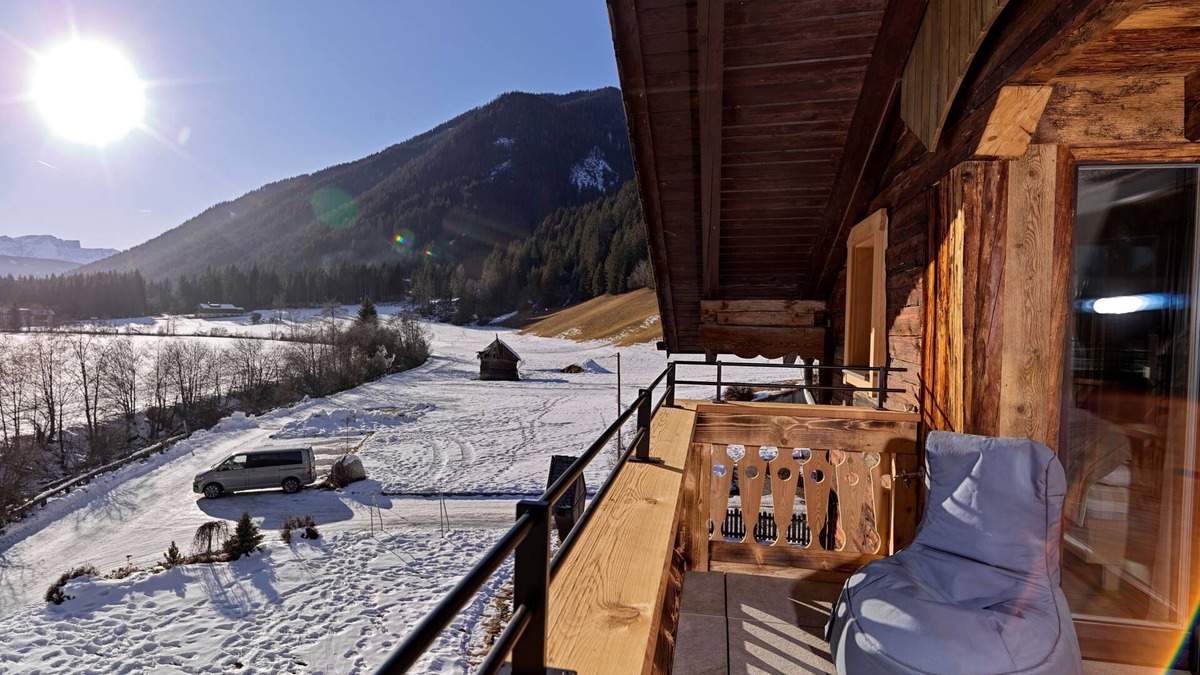 Prateria Ski Chalet | Apartment “Hofchalet Heu - Örlerhof” with Mountain View, Sauna, Garden & Terrace