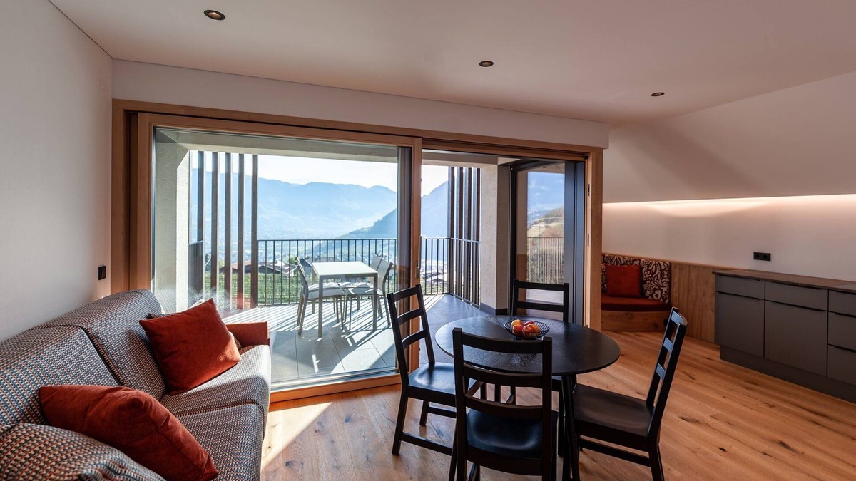 Lagundo Apartment | Apartment Hofer Hof SPIELER with Mountain View, Wi-Fi & Terrace