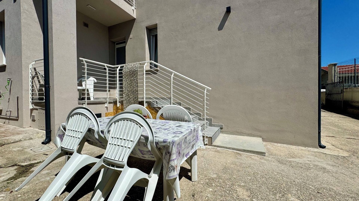 Francavilla al Mare Apartment | Apartment In Francavilla al Mare with outdoor area.