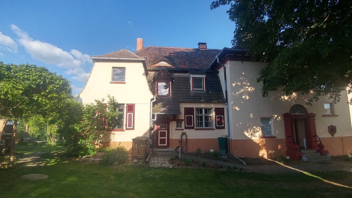 Stobnitz Apartment | Apartment II "Pauline am See" historic school Stöbnitz