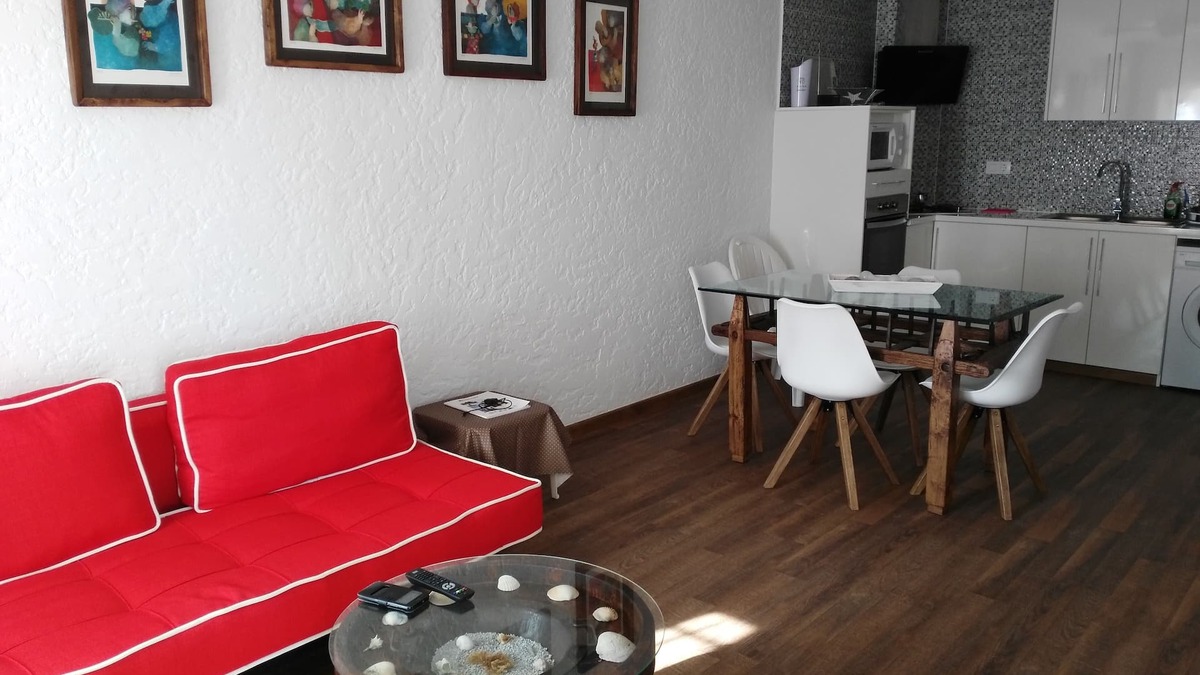 L'Escala Apartment | APARTMENT IN BEACH EDGE WITH SEA VIEW