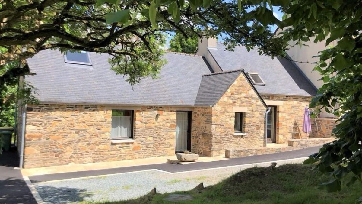 Guiclan House | Apartment in Brittany near Sandy Beaches
