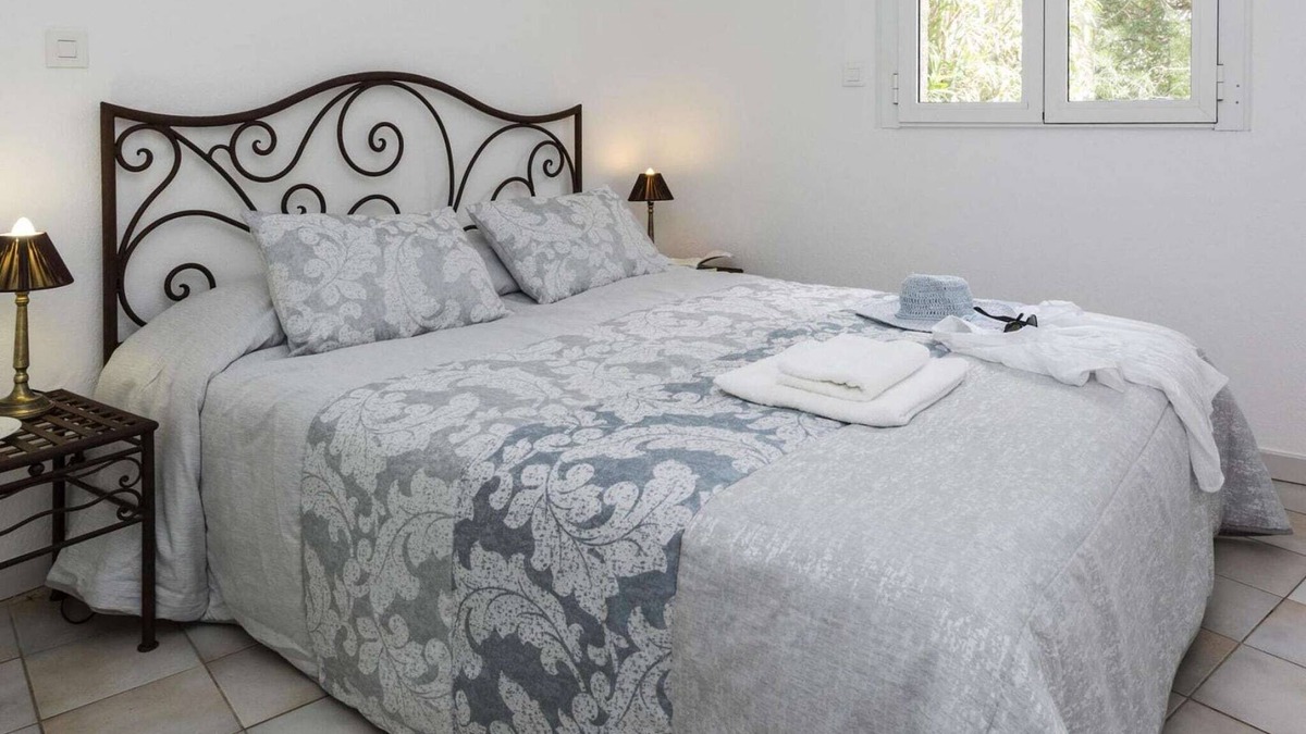 Favone House | Apartment in Corsica near Sandy Beach