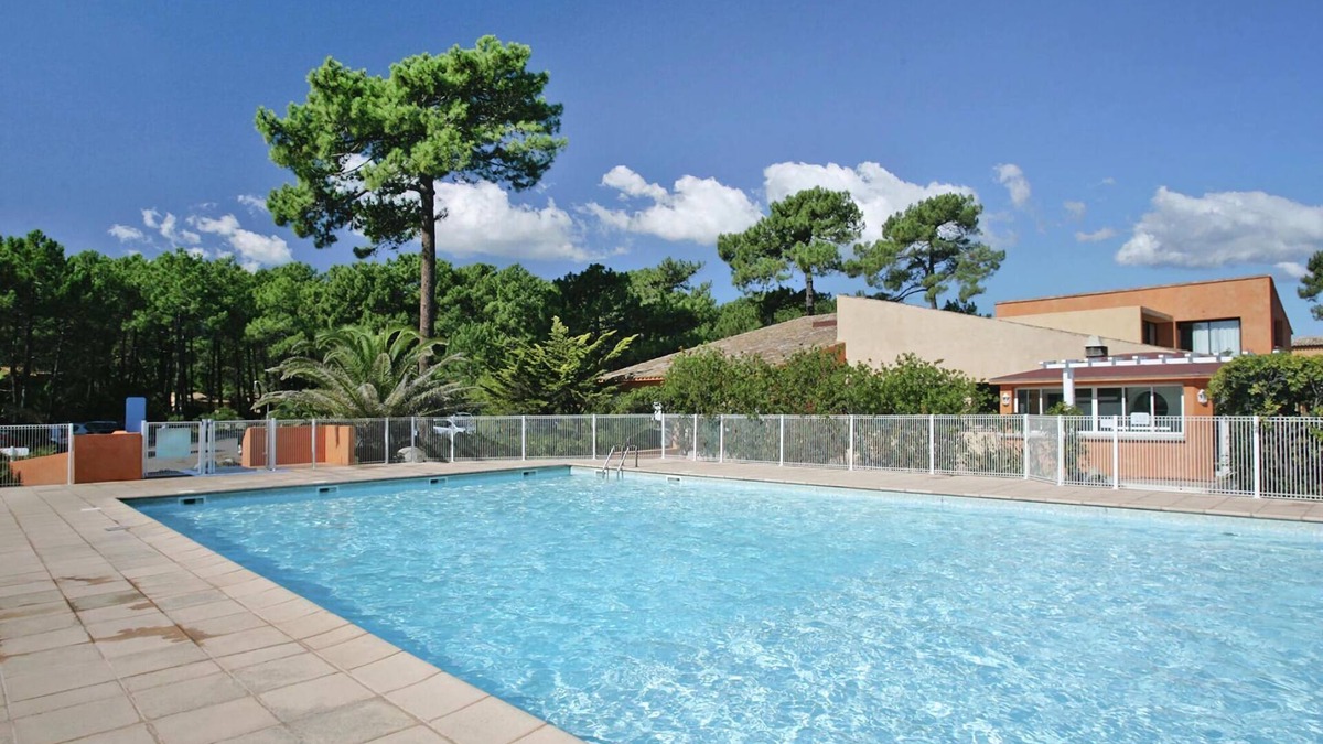 Pineto Apartment | Apartment in Corsica with Beach Access