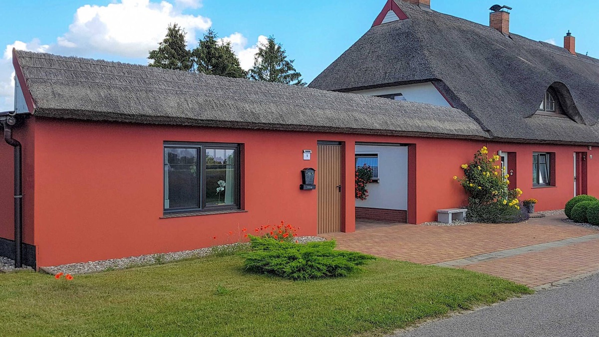 Stahlbrode Apartment | Apartment in cultivation - apartments in the red house