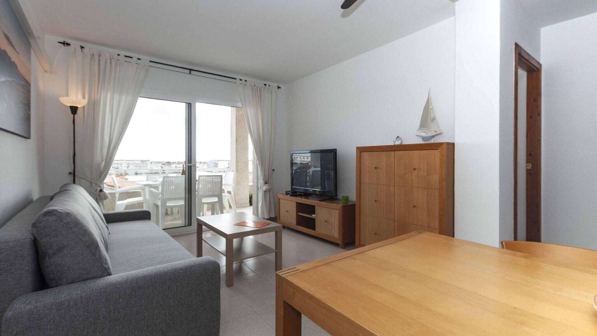 Castello d'Empuries Apartment | Apartment in Empuriabrava near Skydive Center