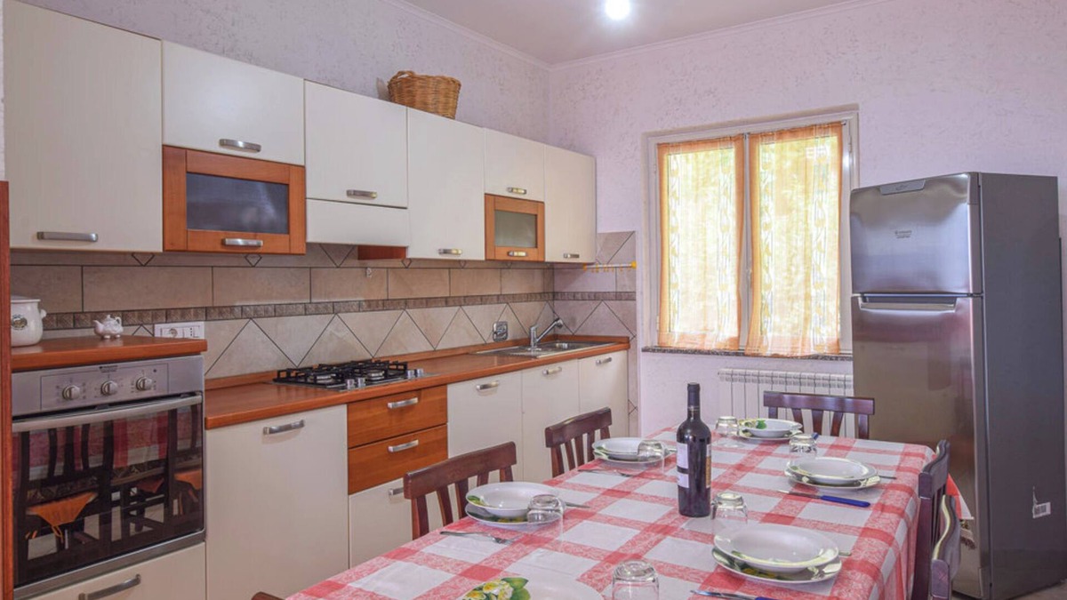 Falerna Apartment | Apartment in Falerna 100sqm with Panoramic Gulf View, Free WiFi + SmartTv