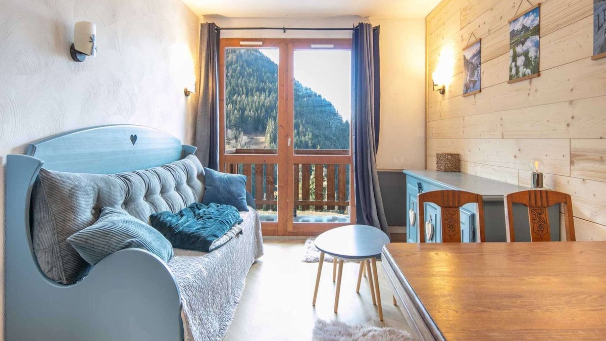 Valfrejus Apartment | Apartment in France with Pool & Mountain Views