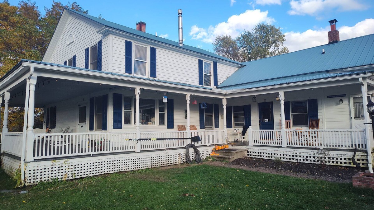 Chittenden County Apartment | Apartment in historic farmhouse
