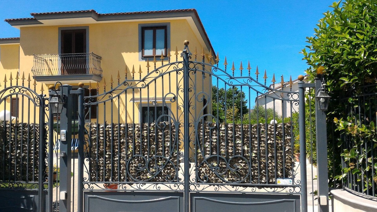 Sant'Antonio Abate Bed & Breakfast | Apartment in B & B Villa rosa