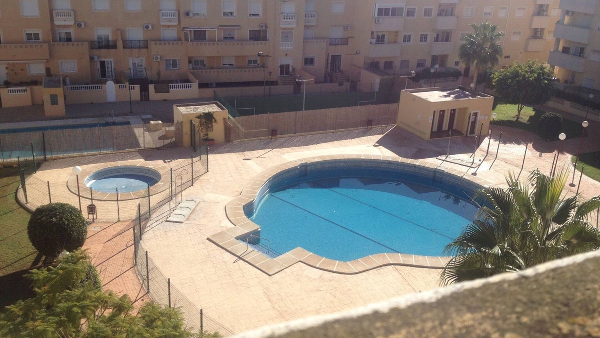 Roquetas de Mar Apartment | Apartment in Las Salinas