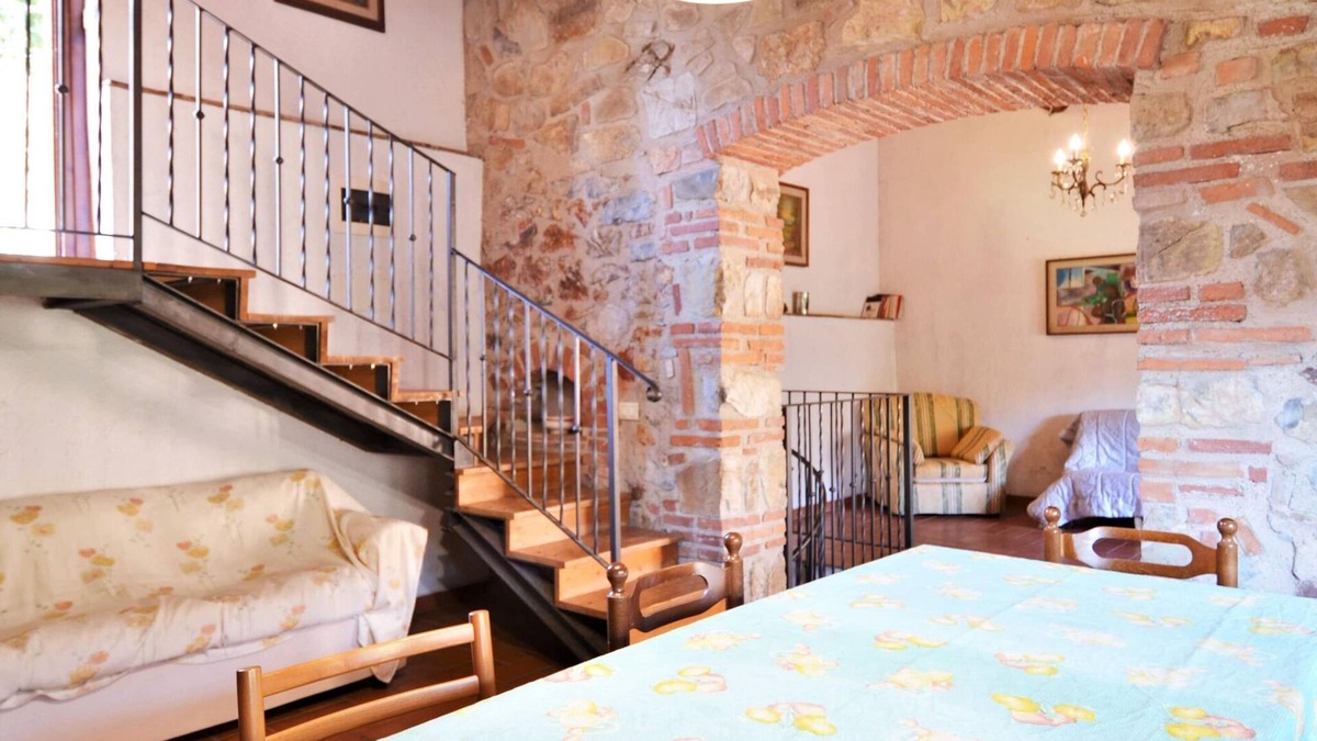 Massa Marittima Apartment | Apartment in Massa Marittima With Pools