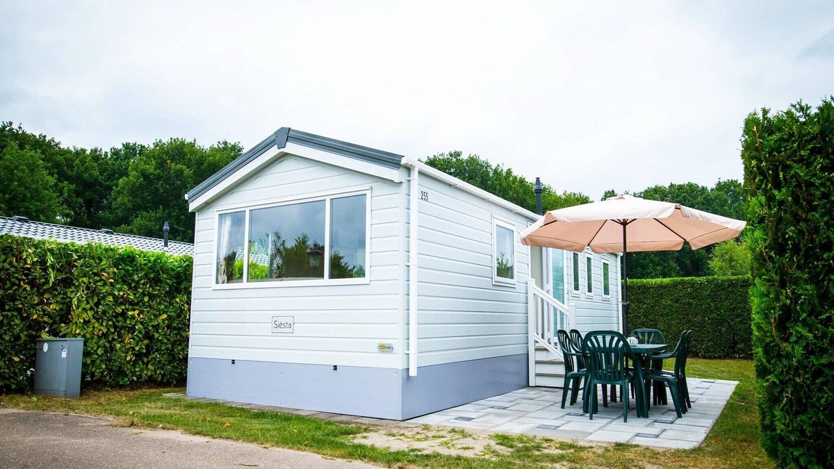 Udenhout Ski Chalet | Apartment in Netherlands near key attractions