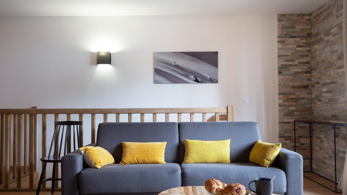 Macot-la-Plagne Apartment | Apartment in Plagne 1800 with Ski-in/Ski-out