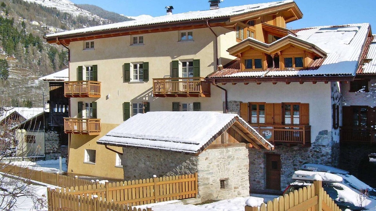 Pellizzano Apartment | Apartment in Pellizzano