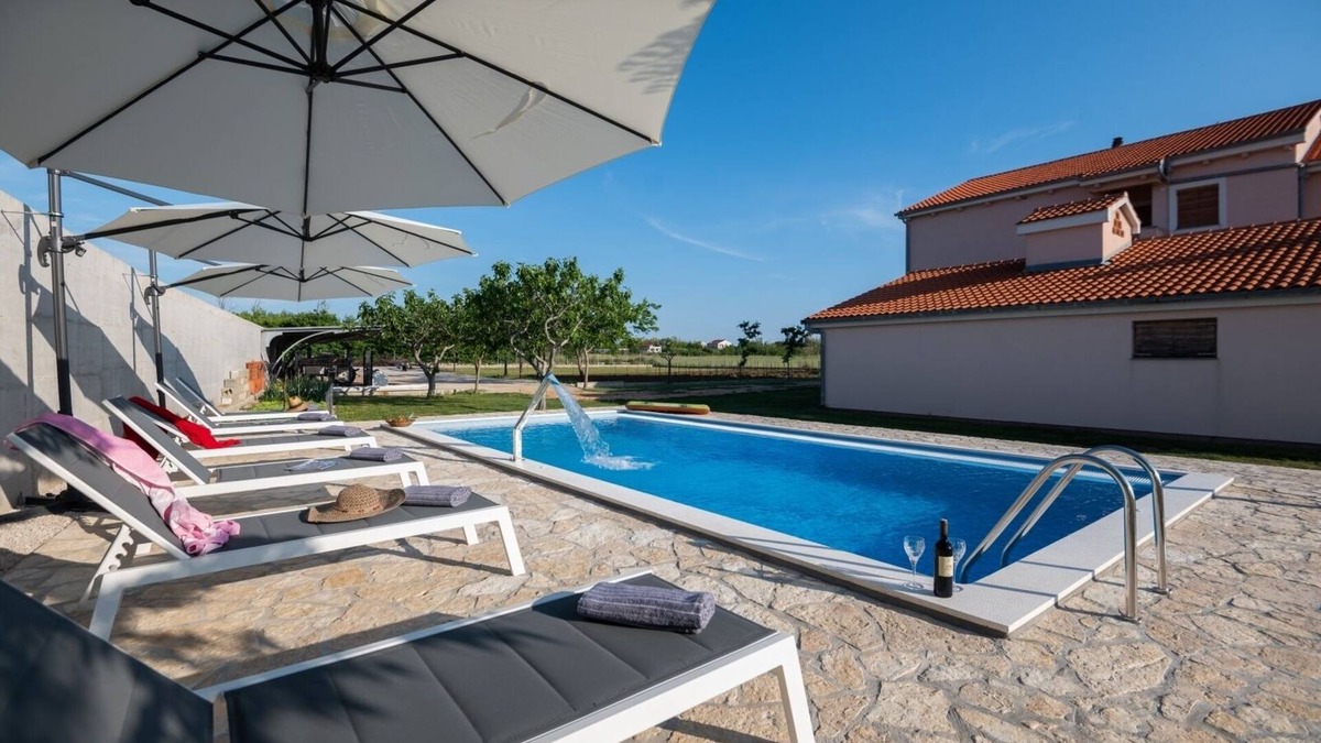 Privlaka Apartment | Apartment in Privlaka with Seaview, Balcony, Air condition, WIFI (3598-5)