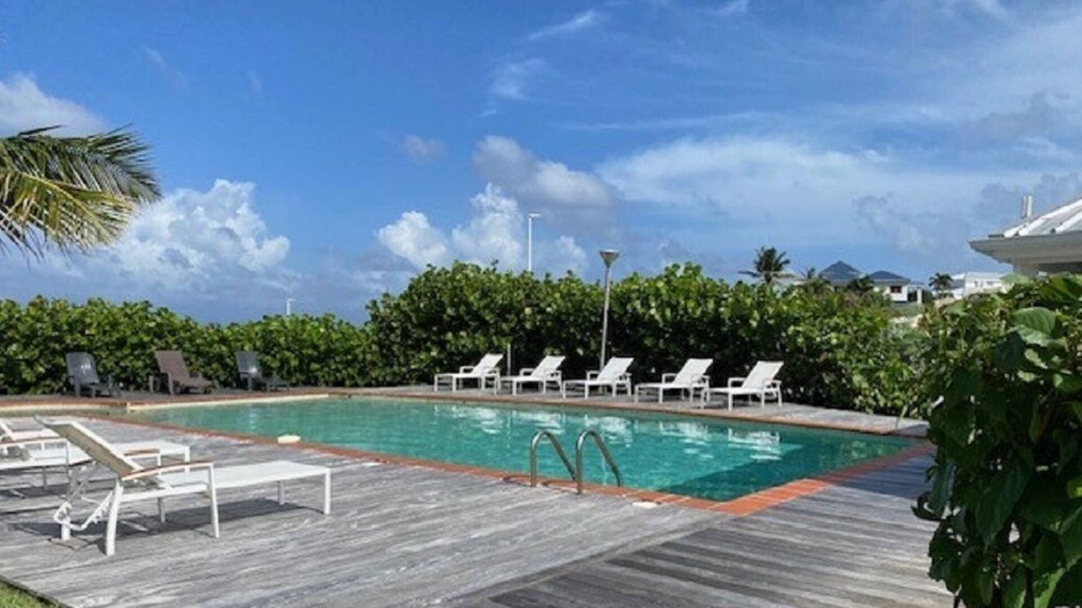 Oyster Pond Apartment | Apartment in residence with terrace and swimming pool, sea view