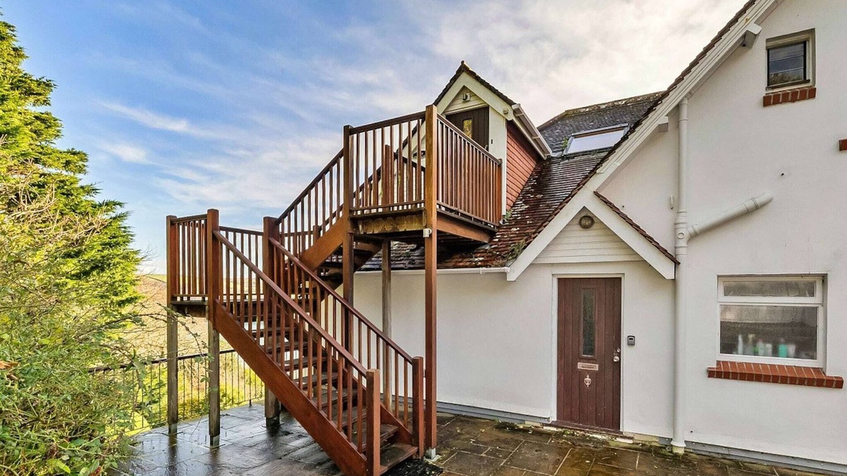 Salcombe Apartment | Apartment in Salcombe with Stunning Sea Views