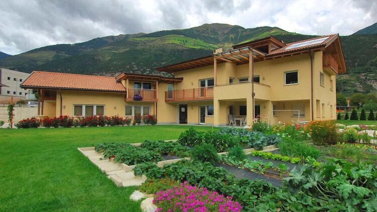 Silandro Apartment | Apartment in Schlanders near Stelvio Park