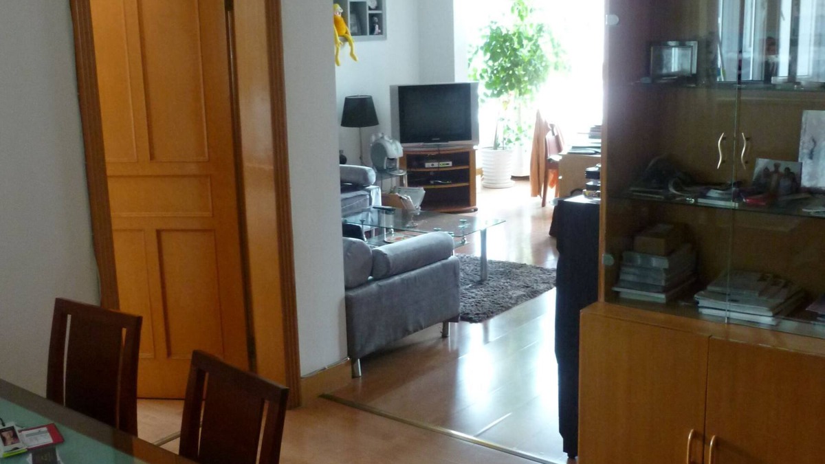 Jing'an Apartment | Apartment in SHANGHAI Center 80M² 2CH. 17th floor