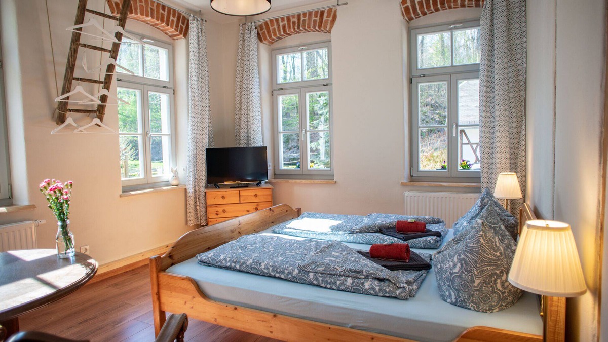 Schoenfeld-Weissig Apartment | Apartment in the Meixmühle on Friedrichsgrund near Pillnitz