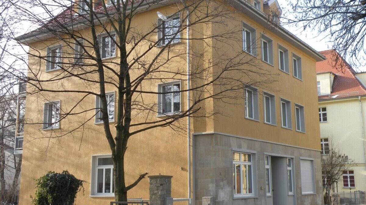 Weimar Apartment | Apartment in the center of Weimar, quiet & charming town house, bike rental